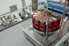 k640_shrimp-supplier-de-beer-710x375